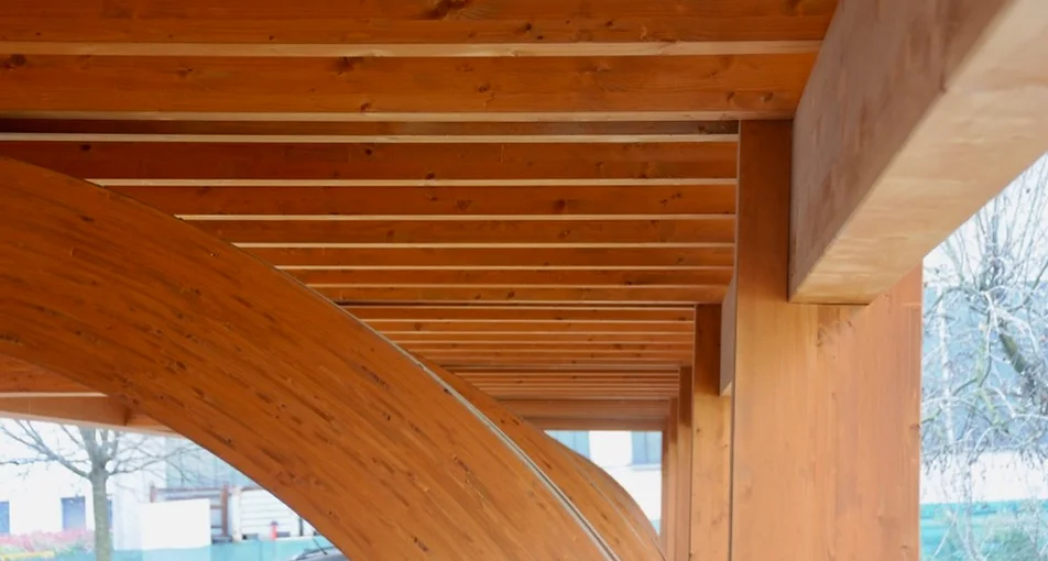 Particolare pensilina posti auto Veneta Tetti - Veneto tetti in legno veneto